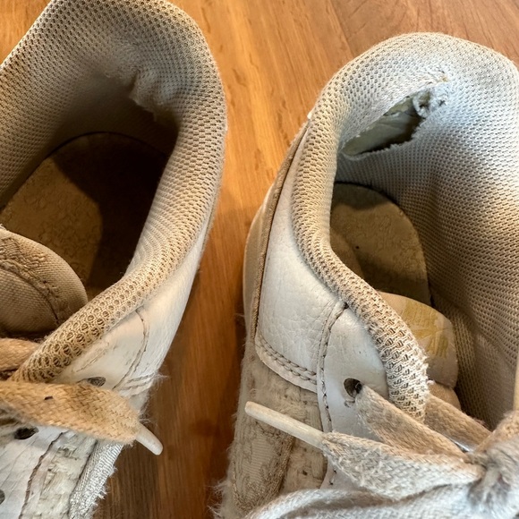 Nike Air Force shoes, woman’s size 8.5 - Picture 4 of 4